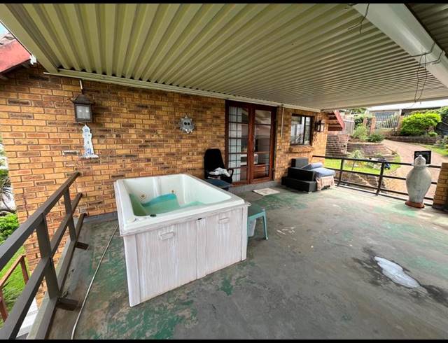 2 BEDROOM HOUSE FOR SALE IN PUMULA